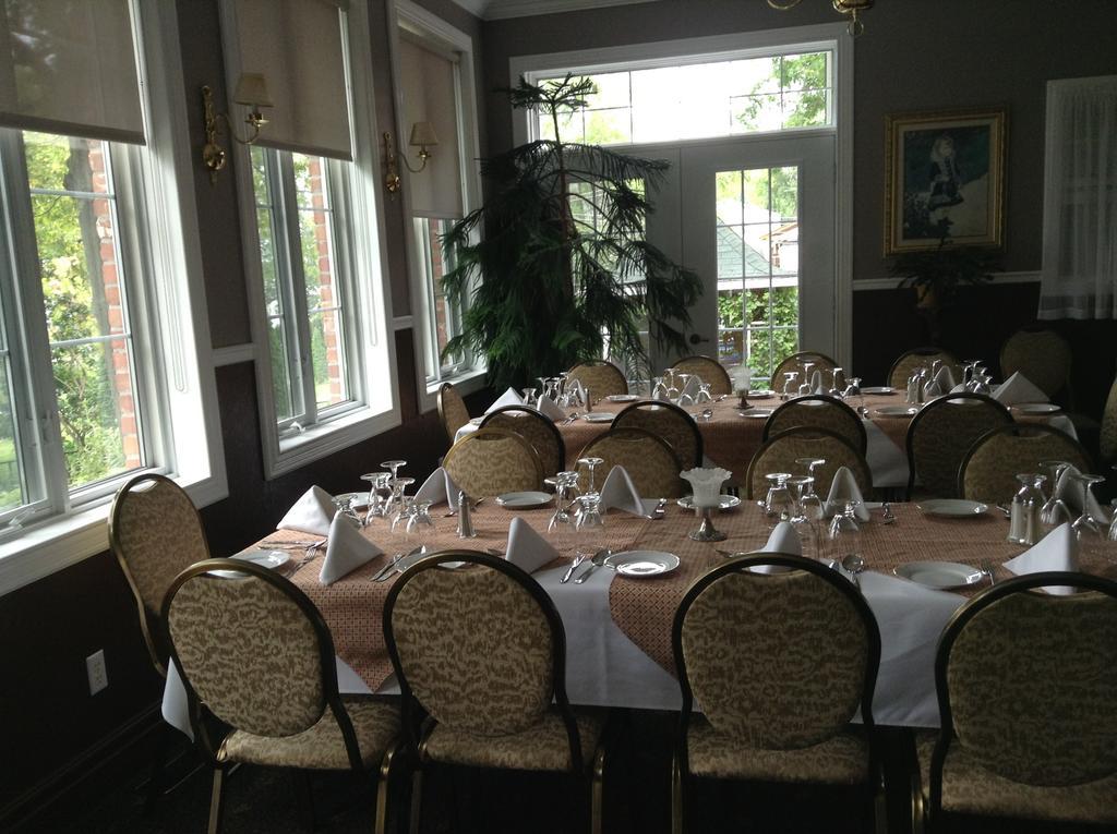 La Belle Aux Berges Bed & Breakfast Saint-Denis-sur-Richelieu Exterior photo