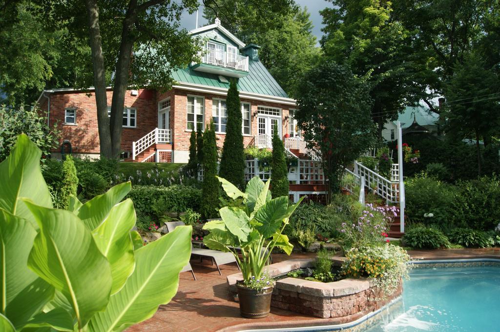 La Belle Aux Berges Bed & Breakfast Saint-Denis-sur-Richelieu Exterior photo
