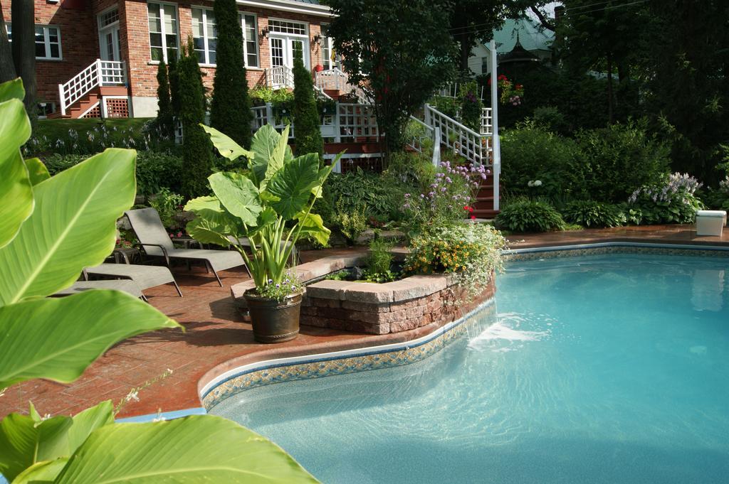 La Belle Aux Berges Bed & Breakfast Saint-Denis-sur-Richelieu Exterior photo